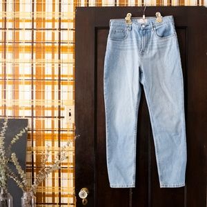 NWOT: Everlane Cheeky Straight Jean